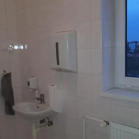Tabakova Hostel Nové Zámky