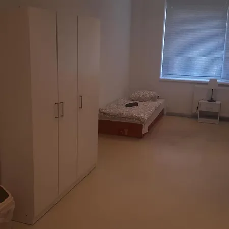 Tabakova Nové Zámky